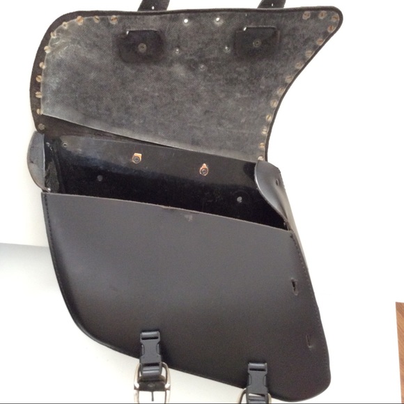 Harley Davidson motorcycle leather saddlebag - Picture 15 of 15